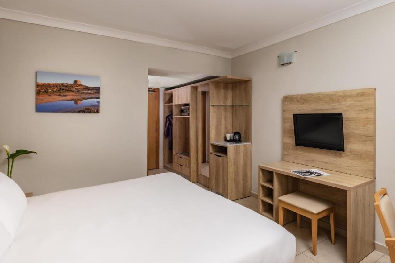 Qawra Palace Resort & Spa St. Paul's Bay Esterno foto