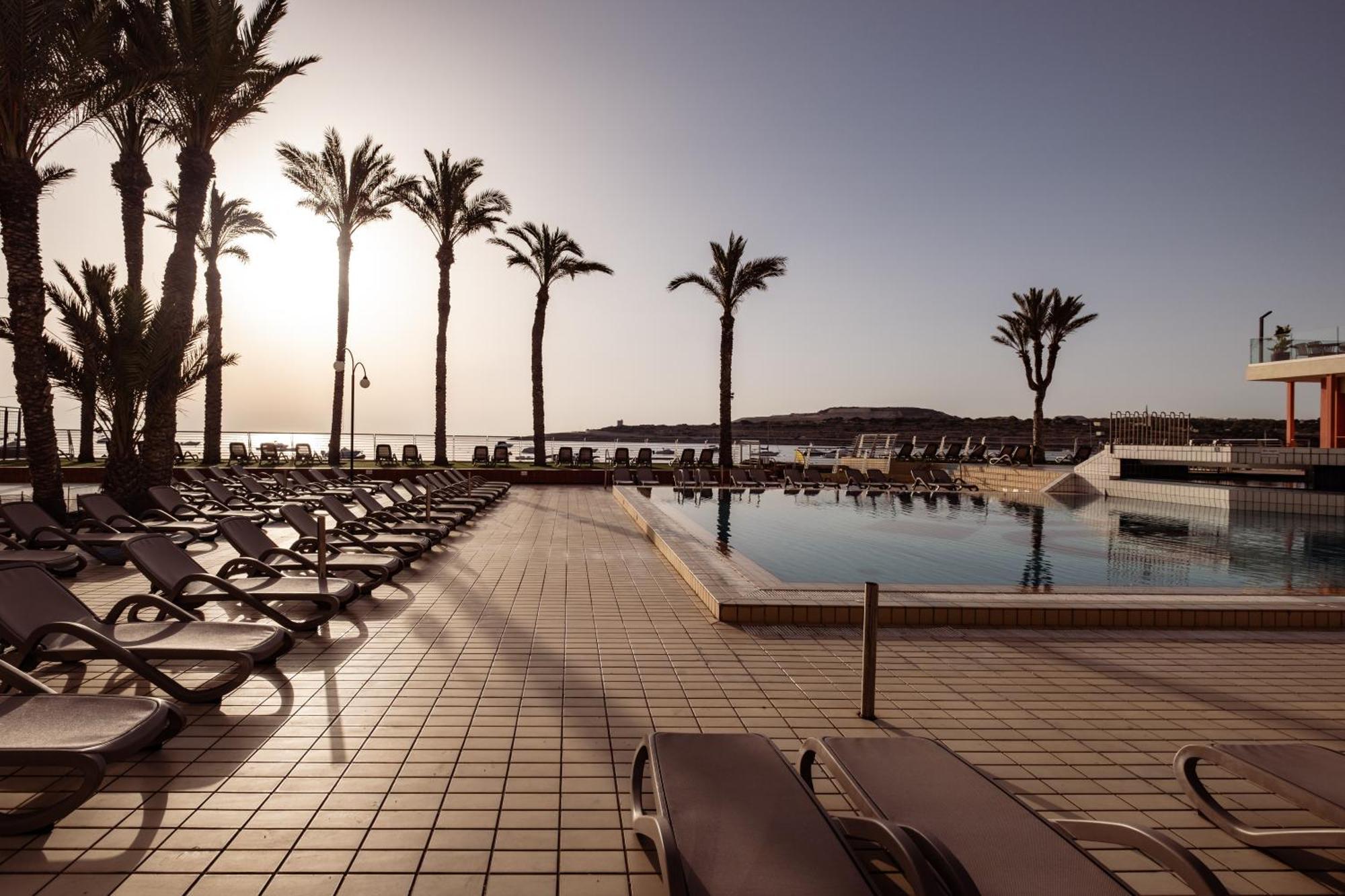 Qawra Palace Resort & Spa St. Paul's Bay Esterno foto