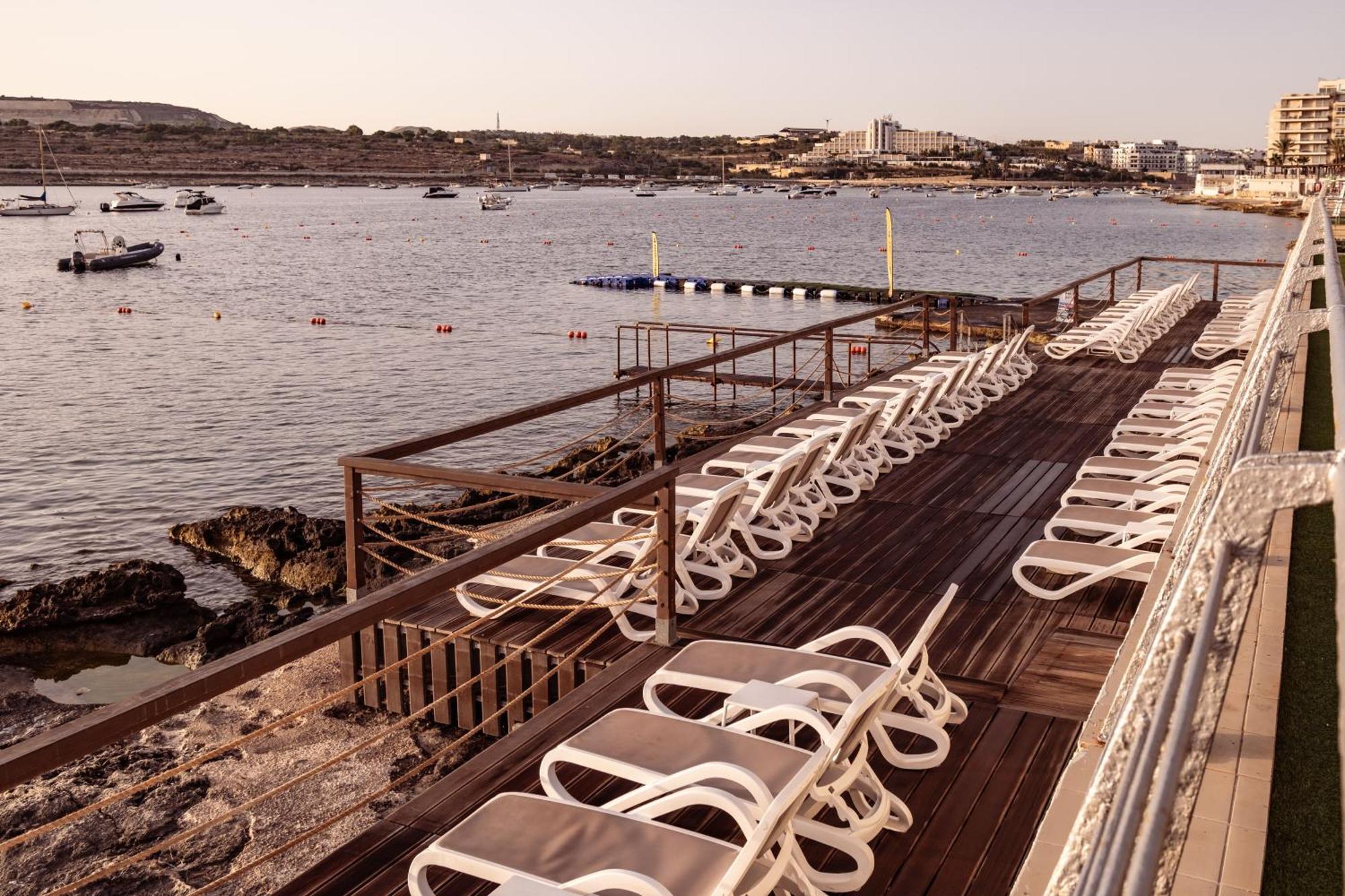 Qawra Palace Resort & Spa St. Paul's Bay Esterno foto